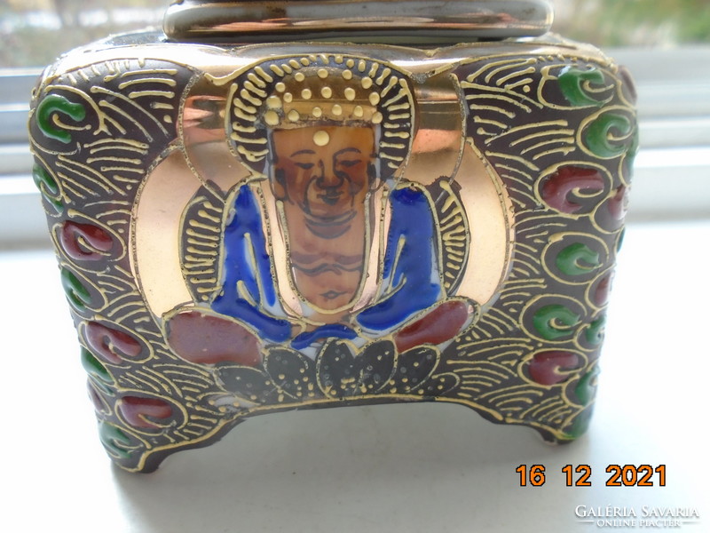Satsuma moriage füstölő,látványos arany és zománc mintákkal,4 Buddhával,áttört kupola tetővel