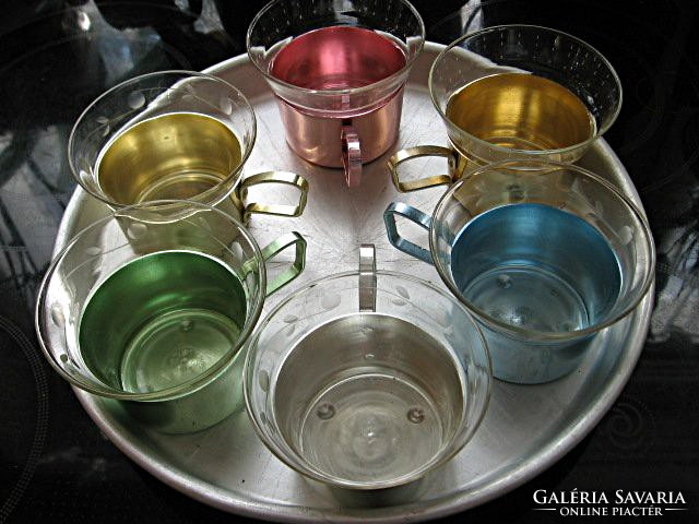 Retro  Rockabilly jénai teás poharak színes alumínium  tartóban ,tálcával 50-es évek