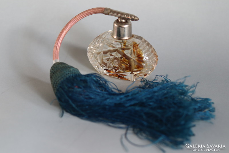 Cut crystal pump perfume