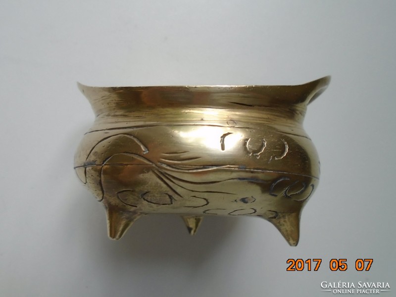 ANTIK Kínai Han dinasztiára jellemző formával bronz füstölő apokrif Xuande kor jelzéssel