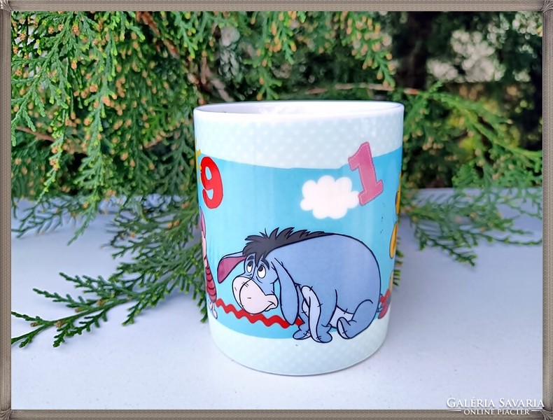 Disney porcelain mug with Winnie the Pooh pattern