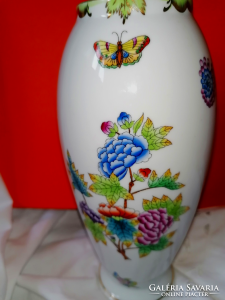 Herend vbo victoria patterned vase