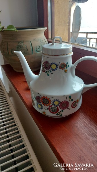 Retro flower-patterned porcelain jug with separate lid decoration