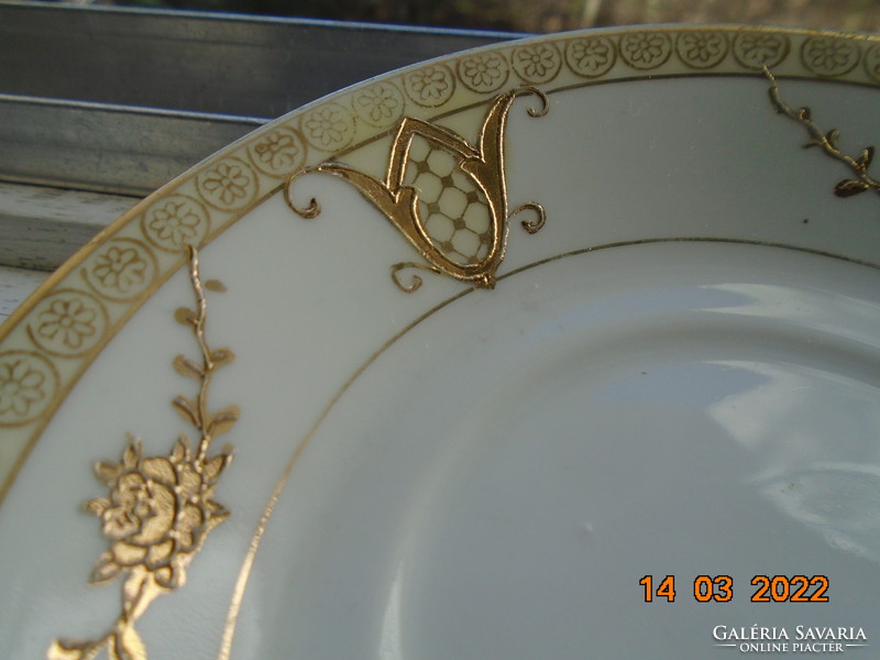 1920 Noritake luxury Japanese art deco porcelain gold brocade with flower pattern, coffee cup with coaster