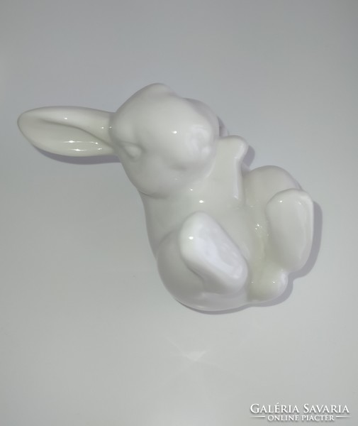 Bunny figurine Easter decoration