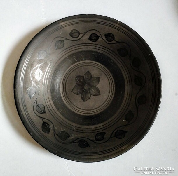 Imre Karda - black ceramic wall plate