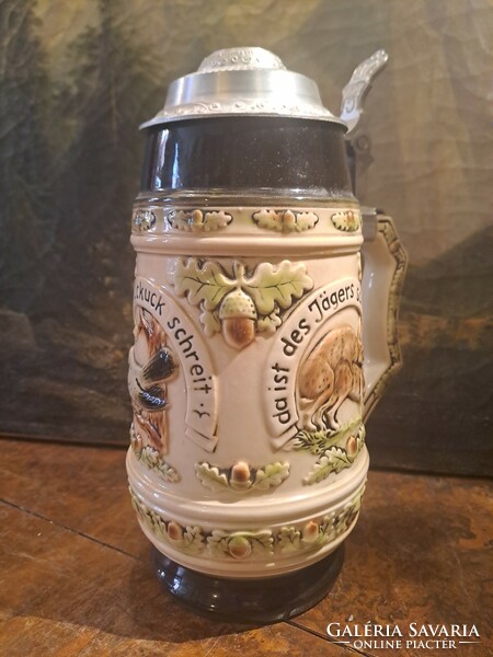 Sitzendorf hunting jar with rabbits, cockatoos and grouse6