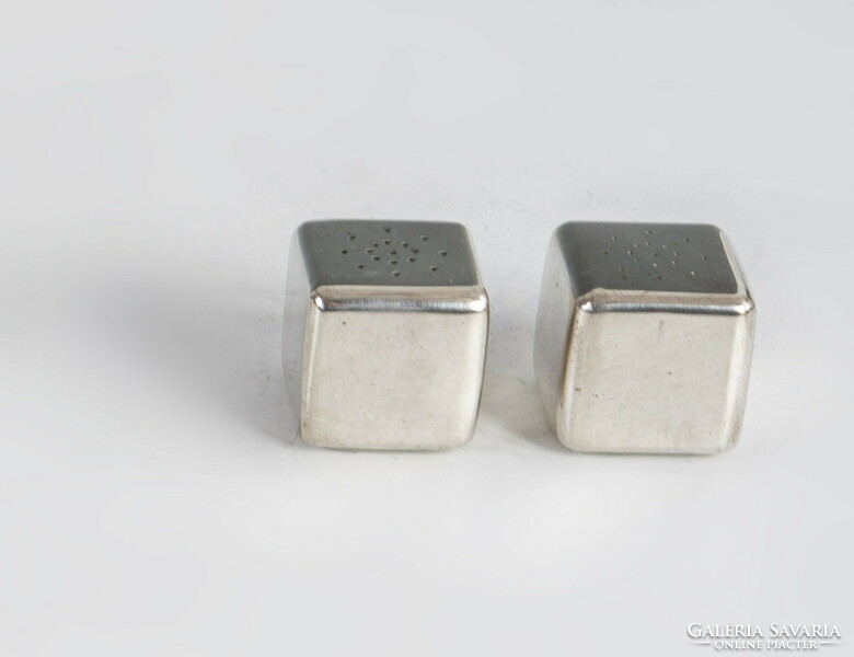 Pair of silver cube-shaped salt and pepper shakers