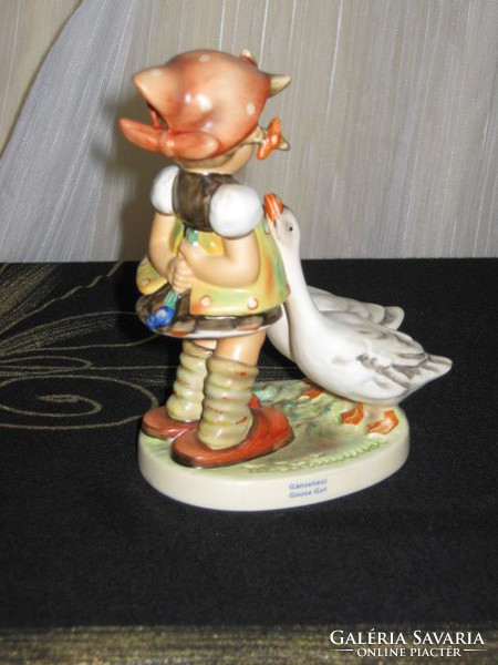 Hummel goebel charming figurine, goose girl, large size