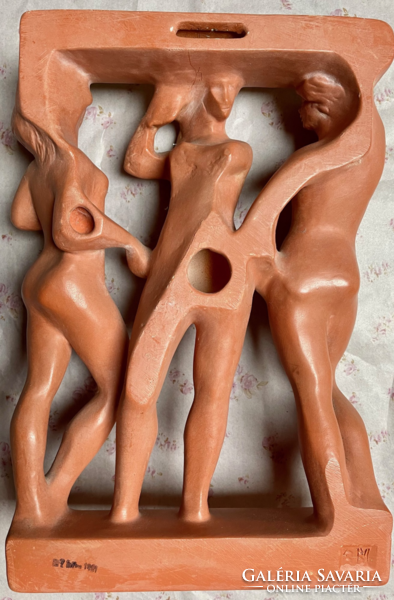 Jihokera - the three graces (ceramic)