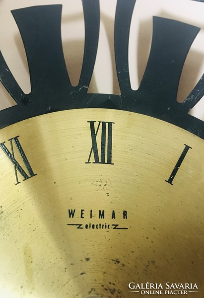 Weimar metal design wall clock
