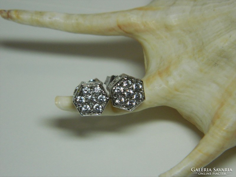 14 carat white gold stone earrings