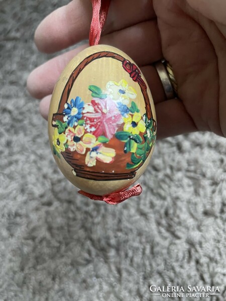 Hand-painted male egg, Easter decoration