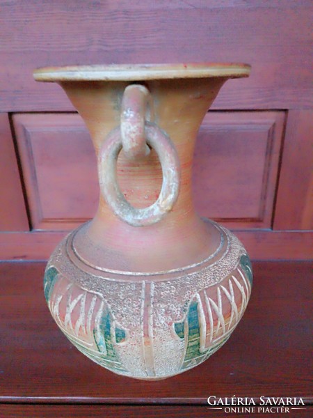 Füles festett kerámia váza