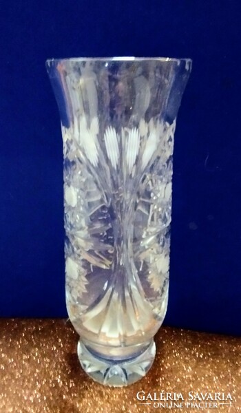 Vastagfalú csiszolt kristály váza