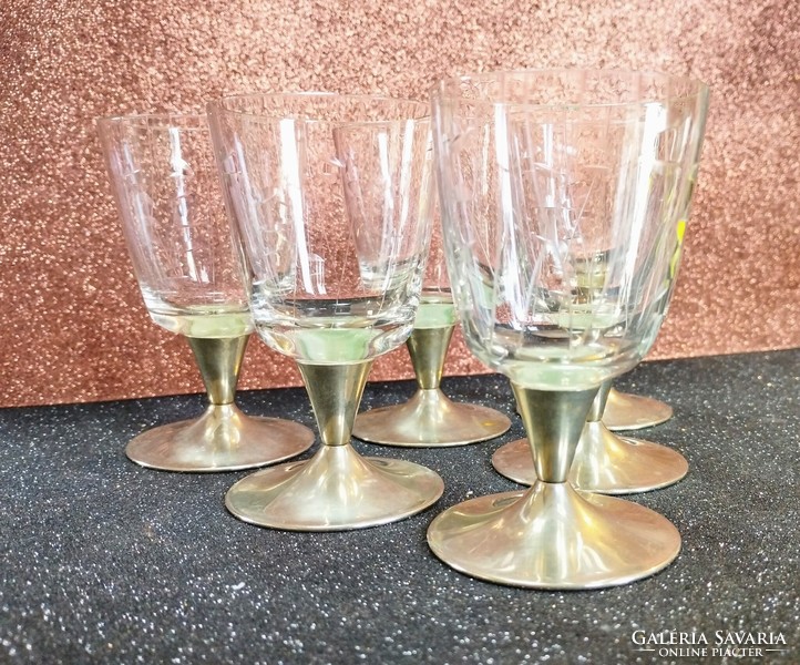 Set of 6 polished glass glasses with vintage alpaca base