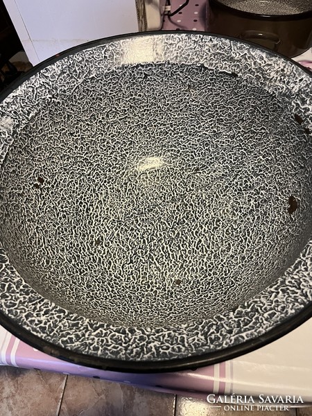 Zománcos vájling, tál, edény (56 cm átmérő, Bonyhád)