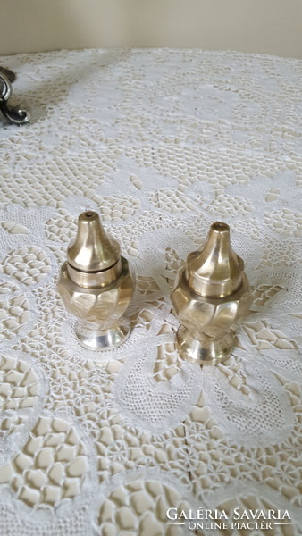 Silver-plated table salt shaker with screw pattern 2 pcs.