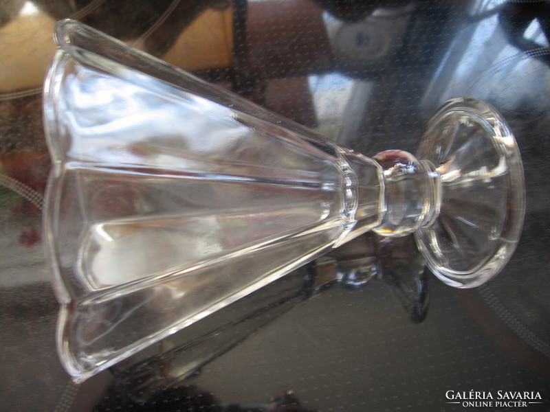 Glass goblet, cack vase, offering