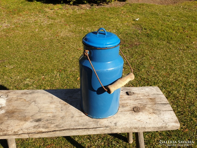 Enameled old vintage weiss manfried 2 l milk jug wm dripping blue enamel jug