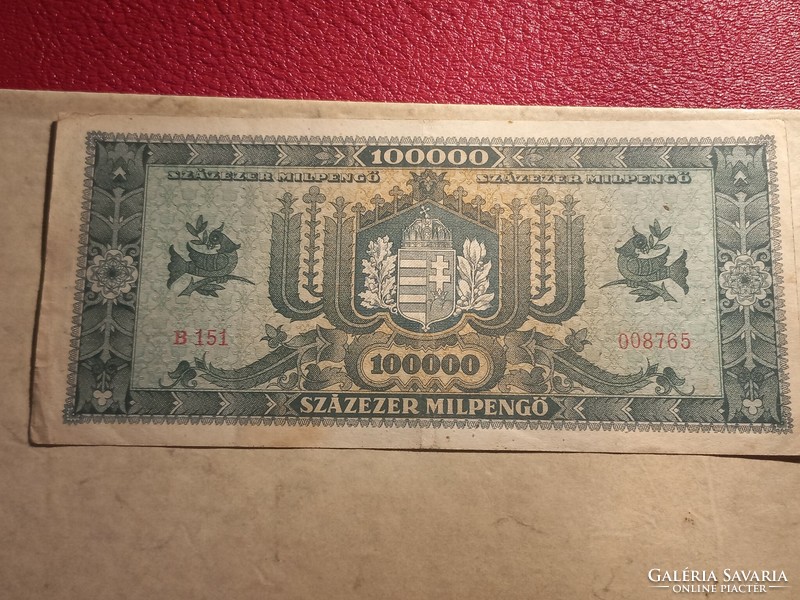 1946-Os 100,000 milpengő has a relatively low serial number