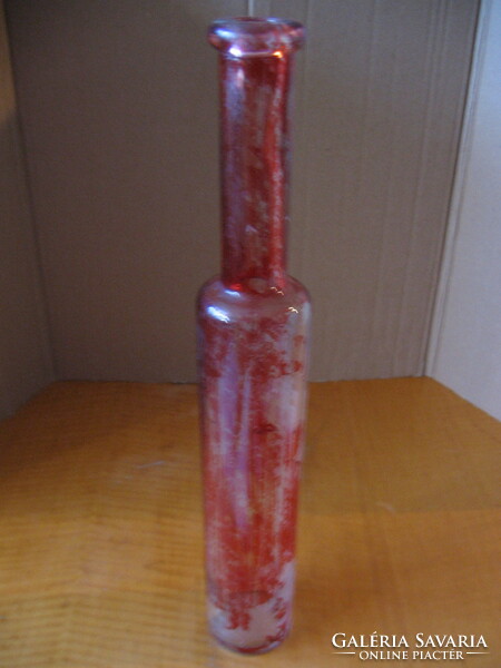 Long, narrow bottle, fiber vase, worn red 35 cl