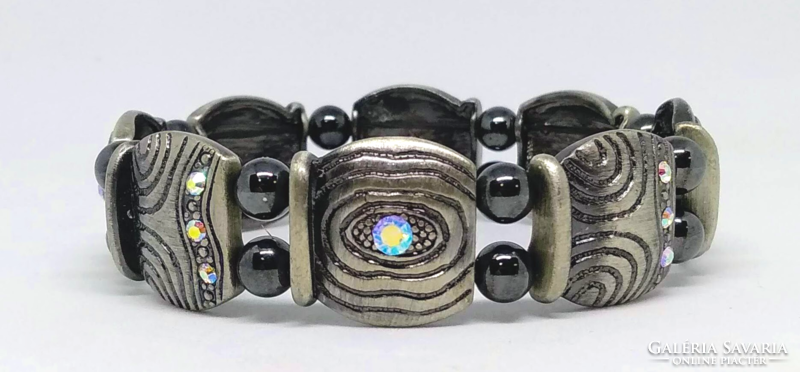 Magnetic bronze bracelet with magnetite mineral and rhinestones 311