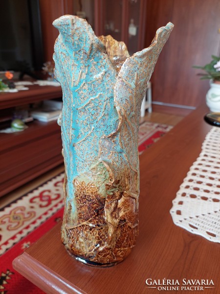 Painted glazed ceramic vase
