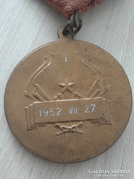 Kinizsi s.E bronze sports medal 1952 with ivan signature