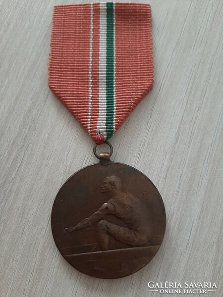 Országos Testnevelési és Sportbizottság 1954 sport érem Rákosi címeres
