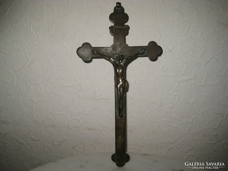 Old copper wall cross 9 x 18 cm