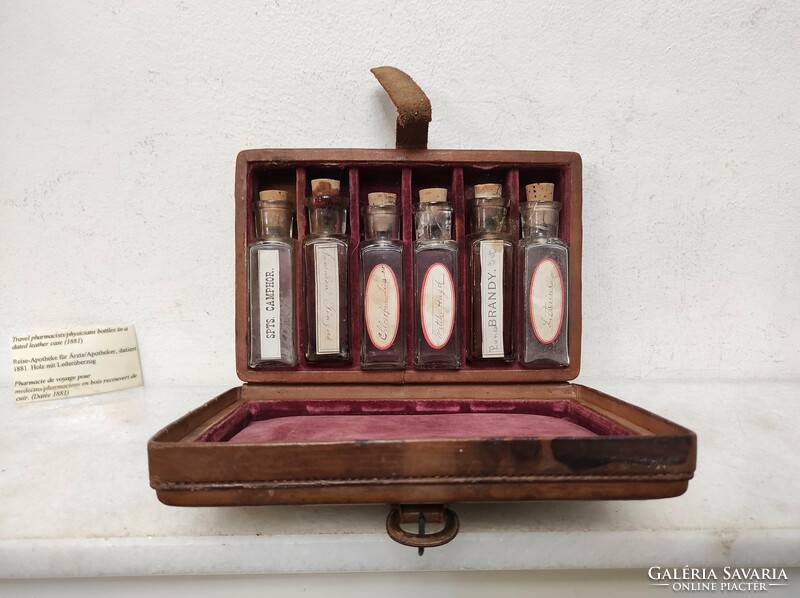 Antik utazó patika 1881 orvosi eszköz doktor eszköz dobozában gyógyítás 80 6688
