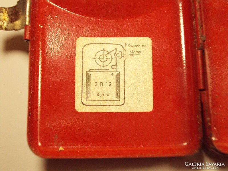 Régi Retro hordozható elemlámpa zseblámpa lapos kb. 1970-es évek