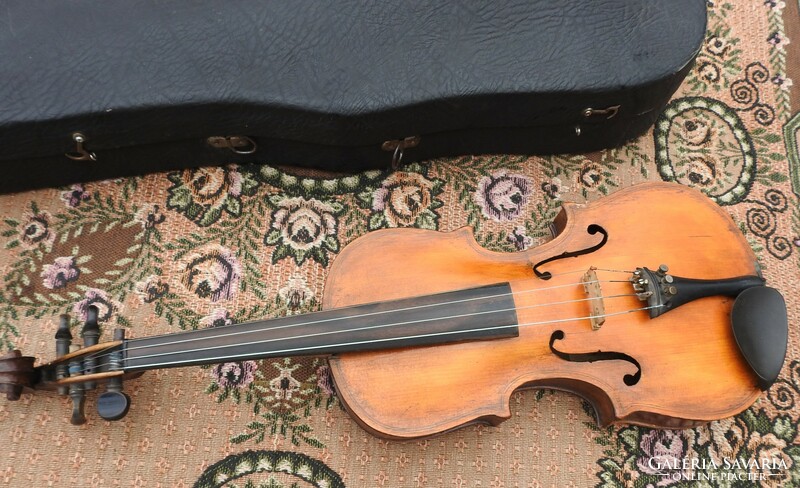 Sándor Babós violin with case and strings - master violin