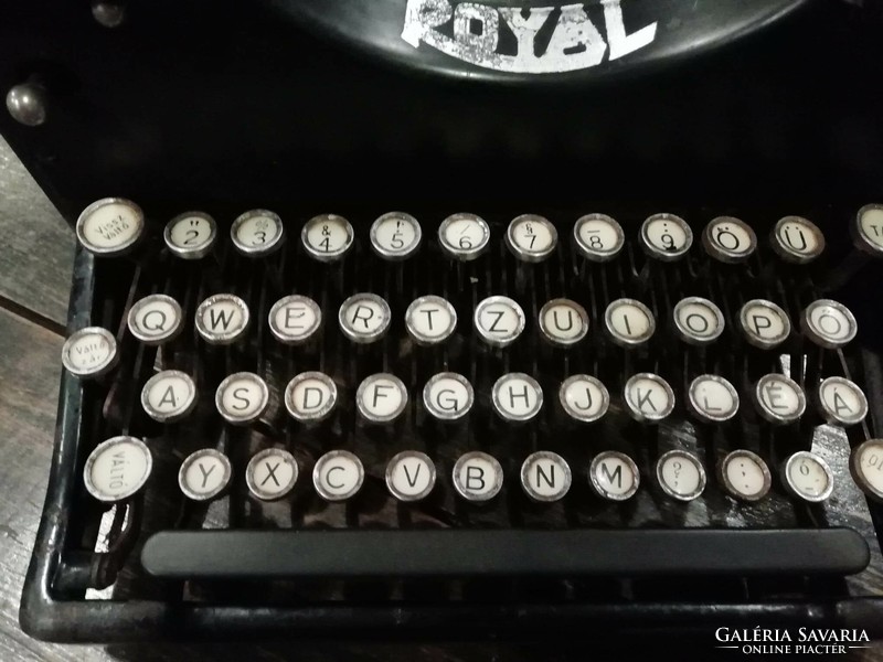 Royal typewriter, as a decoration, from the first half of the 20th century, a partially working piece