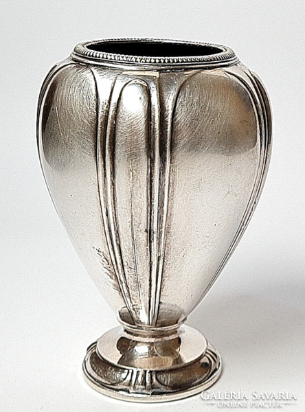 Gyönyörű ezüstözött antik kis váza
