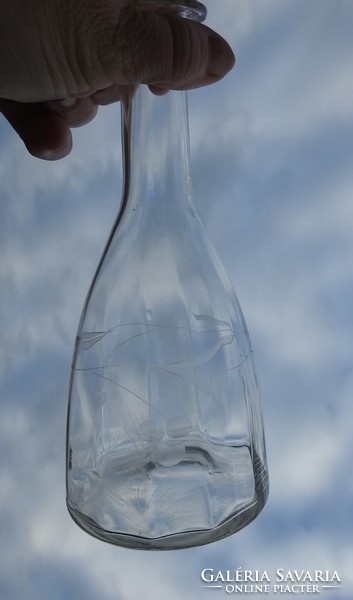 Antik üveg butélia
