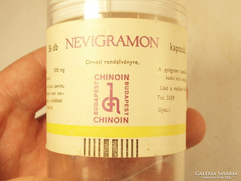 Retro Nevigramon kapszula doboz - Kőbányai Gyógyszerárugyár Chinoin - 1980-as évekből