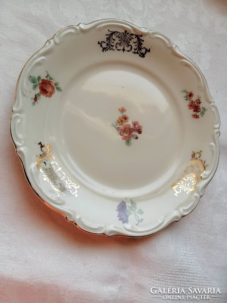 Gilded small plate