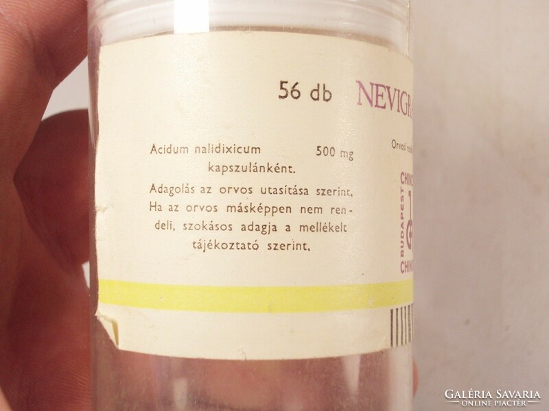 Retro nevigramon capsule box - Köbánya pharmaceutical goods factory chinoin - from the 1980s