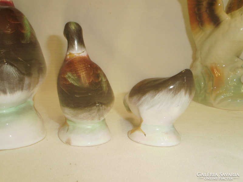 Négy darab Bodrogkeresztúri és egy darab egyéb kerámia kacsa figura, nipp együtt eladó