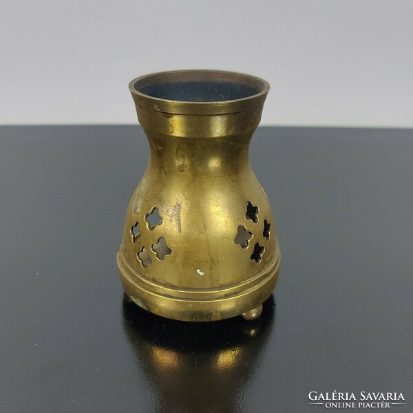 Brass candle holder