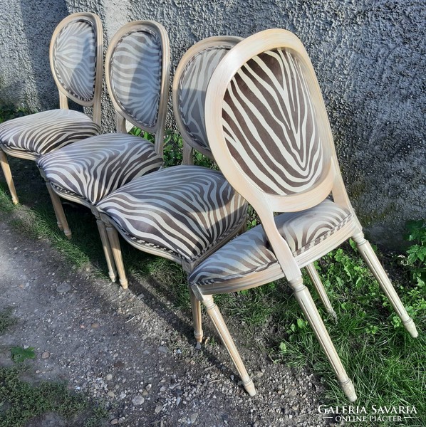 4 baroque chairs (zebra pattern)