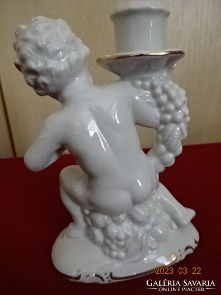 Német porcelán, egy ágú gyertyatartó puttó figurával, magassága 16 cm. Jókai.