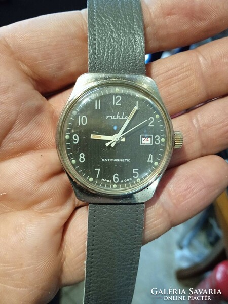 Ruhla men's wristwatch from the late 50s, excellent for collectors.