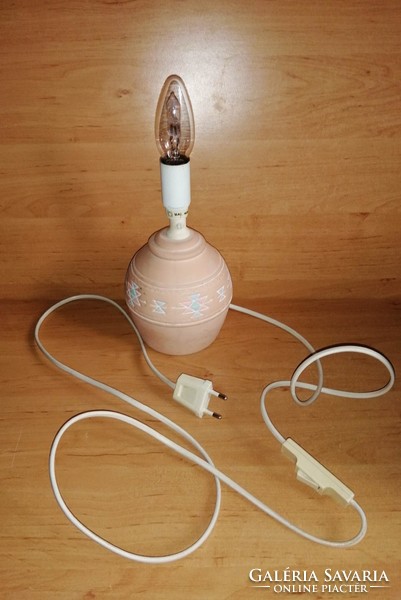 Ceramic table lamp without shade