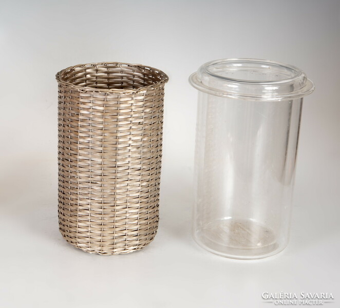 Silver wicker basket-shaped wine rack / wine cooler