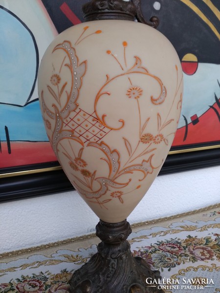 Antik Victoria korabeli dekorációs festett üveg karaffa