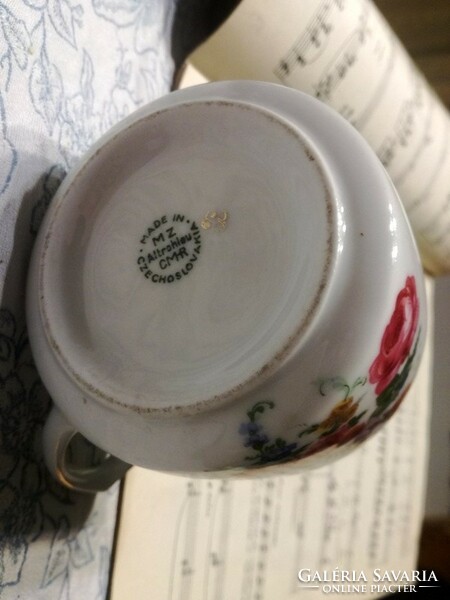 Mz altrohlau rose cartilage. Tea cup - art&decoration