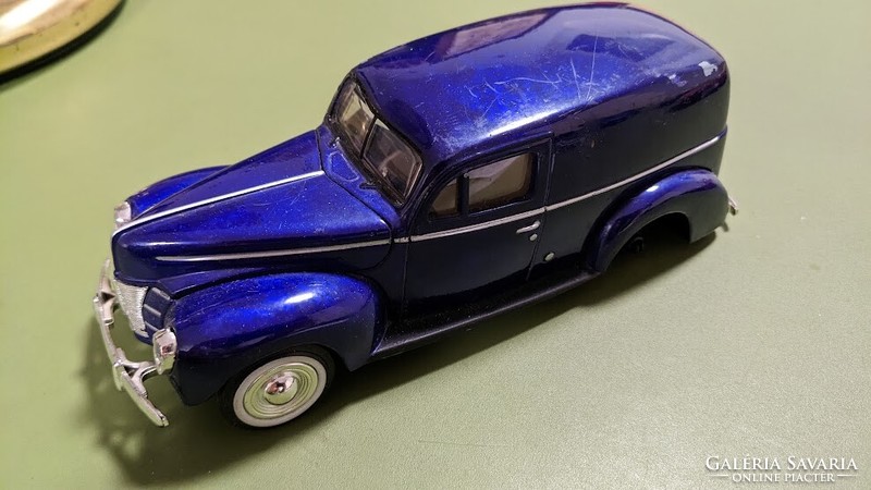 Ford sedan delivery 1940 1/24 cobalt blue model car
